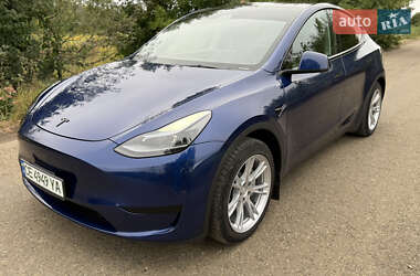 Внедорожник / Кроссовер Tesla Model Y 2023 в Черновцах