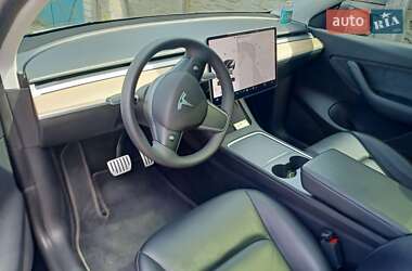Внедорожник / Кроссовер Tesla Model Y 2021 в 