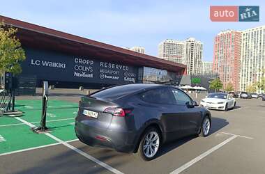Позашляховик / Кросовер Tesla Model Y 2022 в 