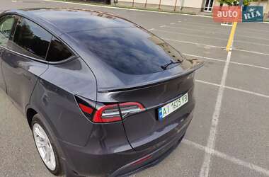 Позашляховик / Кросовер Tesla Model Y 2024 в 