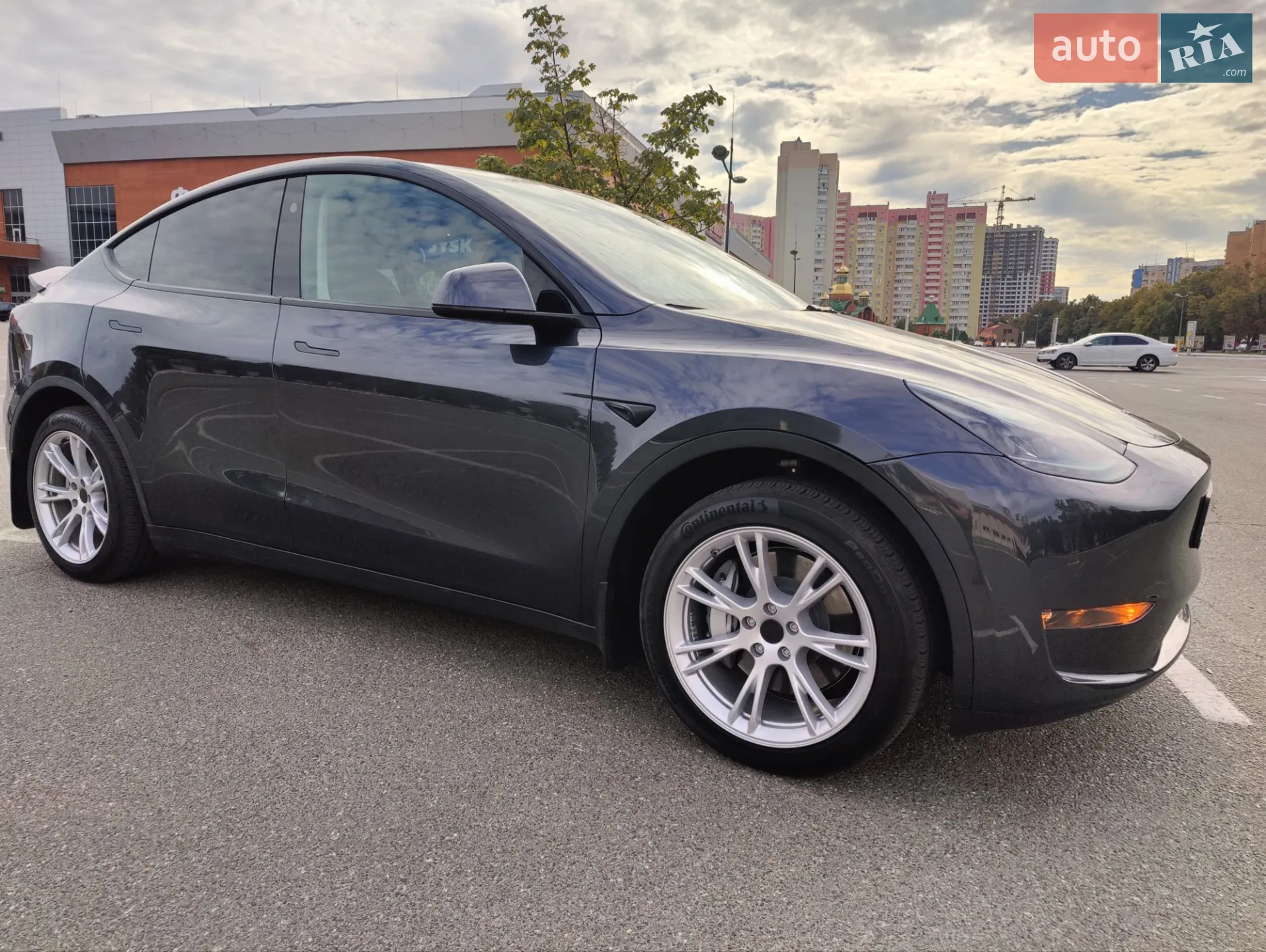 2024 Tesla Model Y - мініатюра 18