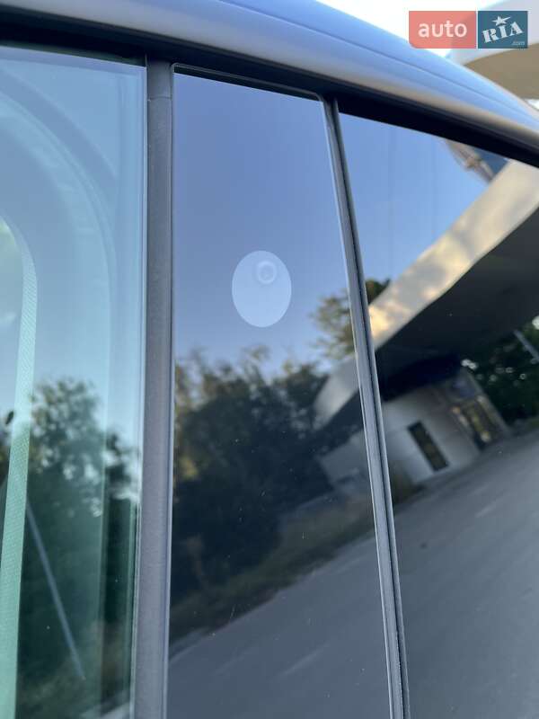 Позашляховик / Кросовер Tesla Model Y 2021 в Тернополі