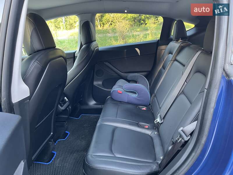 Позашляховик / Кросовер Tesla Model Y 2021 в Тернополі