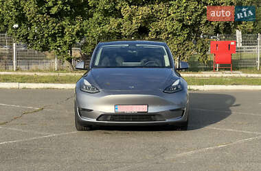 Внедорожник / Кроссовер Tesla Model Y 2023 в 
