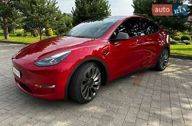 Позашляховик / Кросовер Tesla Model Y 2021 в 