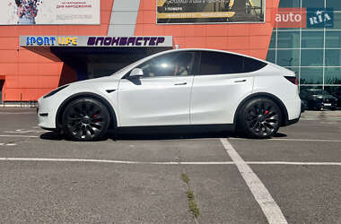 Внедорожник / Кроссовер Tesla Model Y 2022 в 