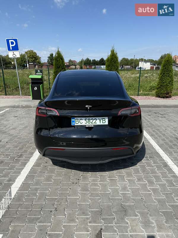 Позашляховик / Кросовер Tesla Model Y 2023 в Стрию