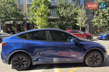 Внедорожник / Кроссовер Tesla Model Y 2023 в 