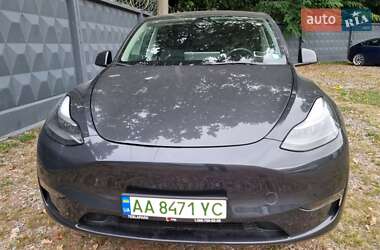 Позашляховик / Кросовер Tesla Model Y 2024 в 