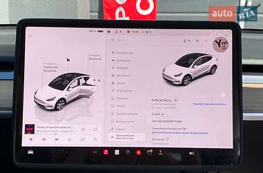 Позашляховик / Кросовер Tesla Model Y 2023 в 