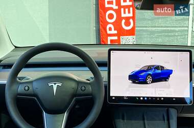 Позашляховик / Кросовер Tesla Model Y 2023 в 