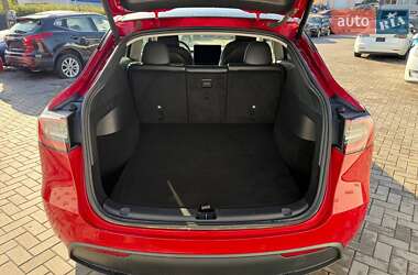 Внедорожник / Кроссовер Tesla Model Y 2020 в 