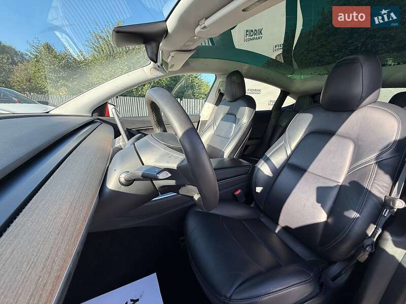 Позашляховик / Кросовер Tesla Model Y 2020 в Луцьку фото 10 Позашляховик / Кросовер Tesla Model Y 2020 в Луцьку