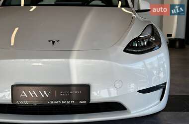 Позашляховик / Кросовер Tesla Model Y 2021 в 