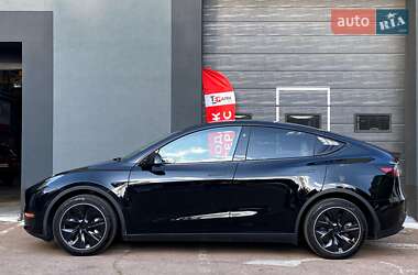 Внедорожник / Кроссовер Tesla Model Y 2024 в 
