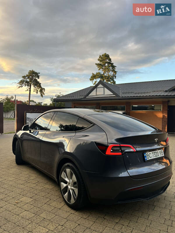 Внедорожник / Кроссовер Tesla Model Y 2020 в Львове