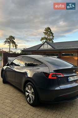 Позашляховик / Кросовер Tesla Model Y 2020 в 