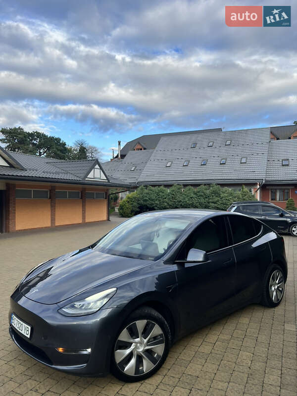 Внедорожник / Кроссовер Tesla Model Y 2020 в Львове