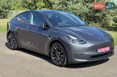 Позашляховик / Кросовер Tesla Model Y 2023 в 