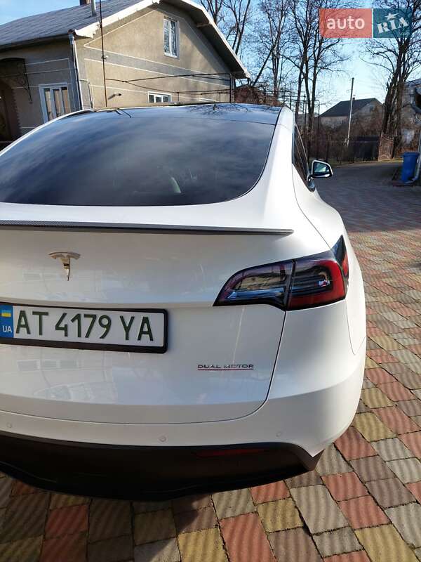 Внедорожник / Кроссовер Tesla Model Y 2020 в Тысменице