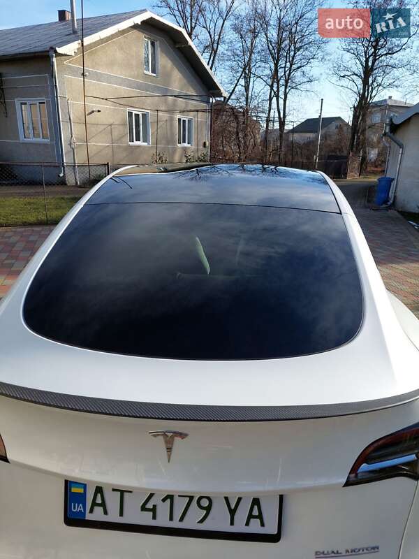Внедорожник / Кроссовер Tesla Model Y 2020 в Тысменице