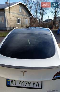 Позашляховик / Кросовер Tesla Model Y 2020 в 