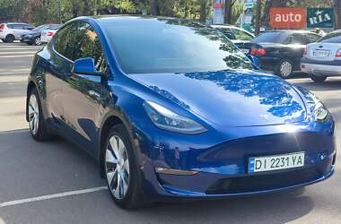 Внедорожник / Кроссовер Tesla Model Y 2024 в 