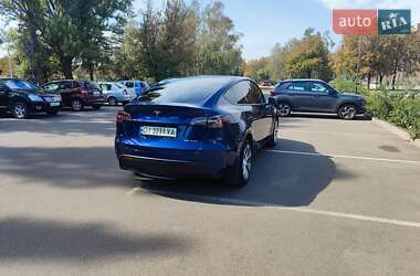 Внедорожник / Кроссовер Tesla Model Y 2024 в 