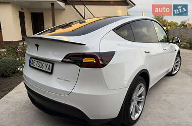 Внедорожник / Кроссовер Tesla Model Y 2023 в Днепре