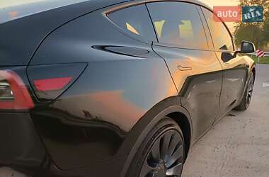 Позашляховик / Кросовер Tesla Model Y 2022 в 
