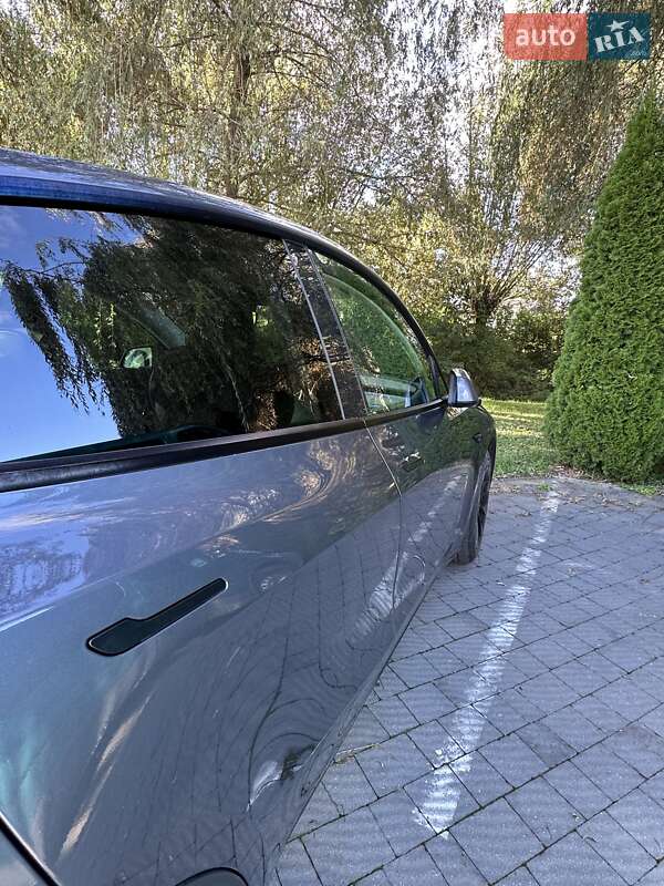 Внедорожник / Кроссовер Tesla Model Y 2022 в Ивано-Франковске фото 15 Внедорожник / Кроссовер Tesla Model Y 2022 в Ивано-Франковске
