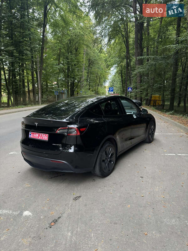 Позашляховик / Кросовер Tesla Model Y 2025 в Львові