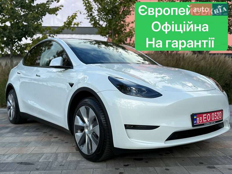 Tesla Model Y 2023