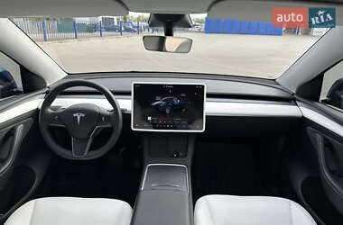 Внедорожник / Кроссовер Tesla Model Y 2023 в 