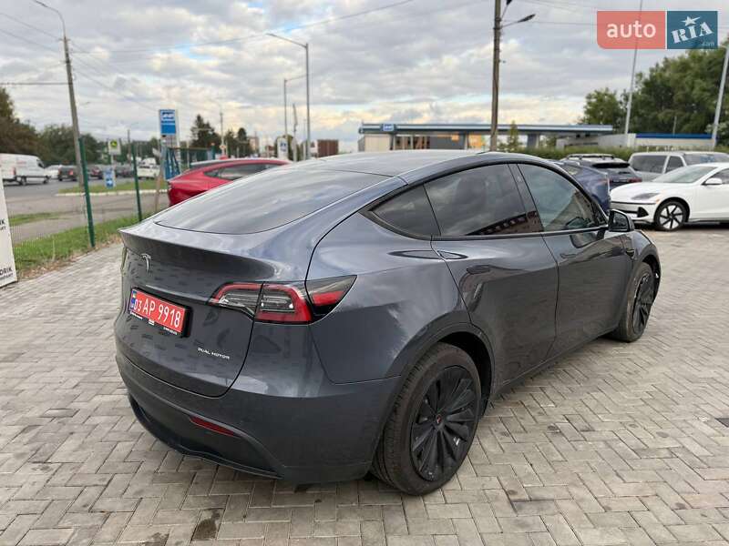 Позашляховик / Кросовер Tesla Model Y 2021 в Луцьку