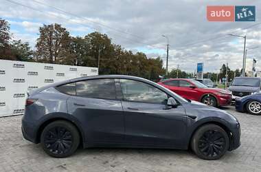 Внедорожник / Кроссовер Tesla Model Y 2021 в 