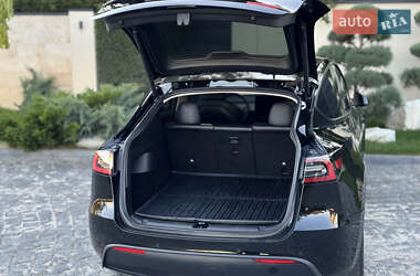 Позашляховик / Кросовер Tesla Model Y 2020 в 