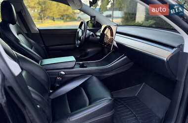Позашляховик / Кросовер Tesla Model Y 2020 в 