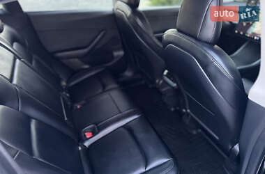 Позашляховик / Кросовер Tesla Model Y 2020 в 
