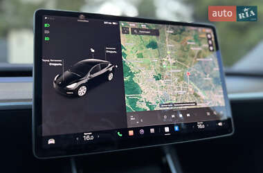 Позашляховик / Кросовер Tesla Model Y 2020 в 