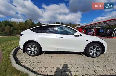 Внедорожник / Кроссовер Tesla Model Y 2021 в 
