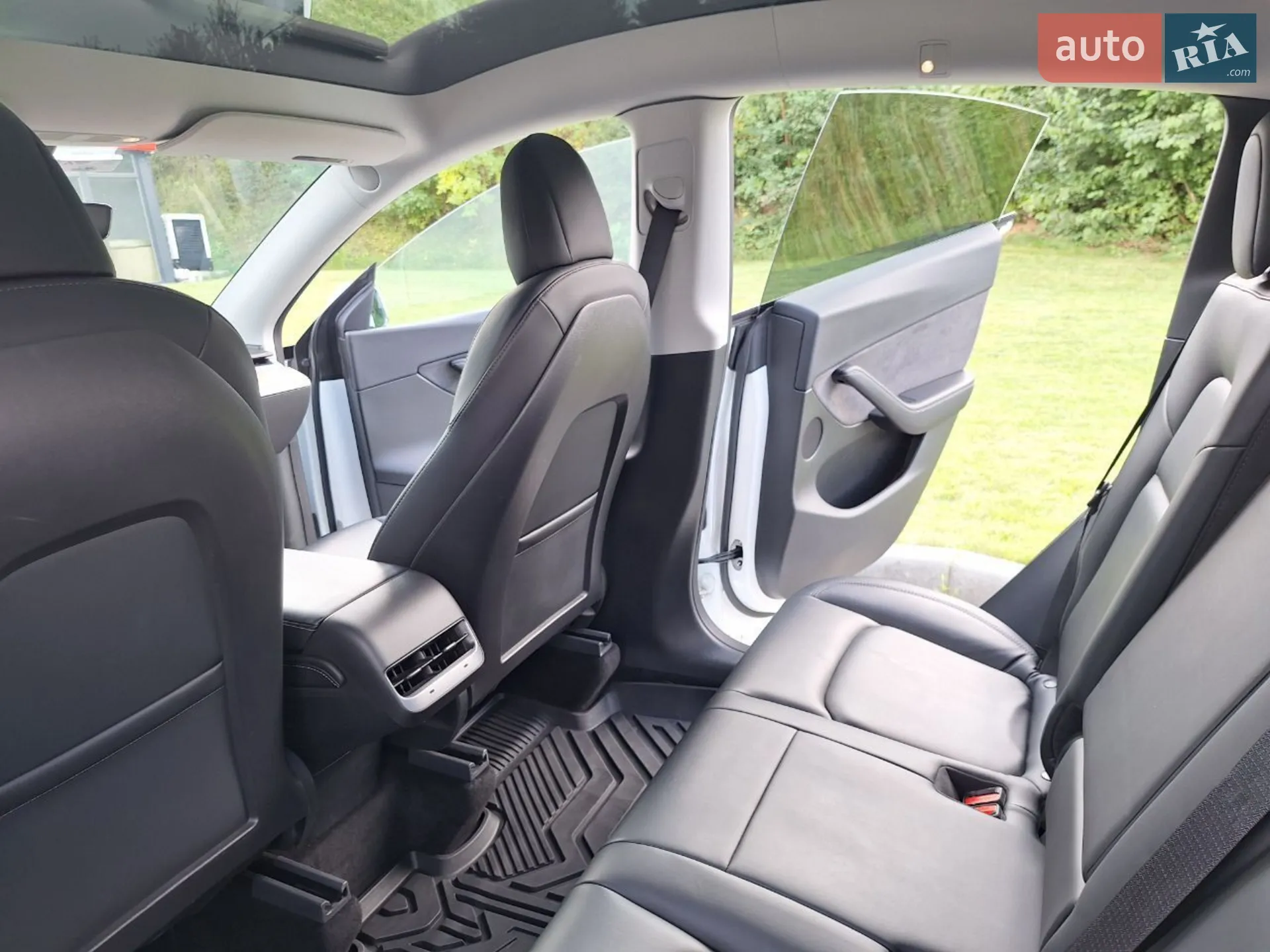 2021 Tesla Model Y - мініатюра 21