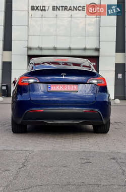 Позашляховик / Кросовер Tesla Model Y 2023 в 