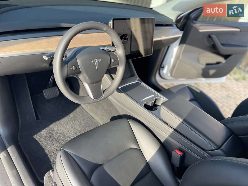 Внедорожник / Кроссовер Tesla Model Y 2023 в Одессе фото 13 Внедорожник / Кроссовер Tesla Model Y 2023 в Одессе