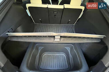 Позашляховик / Кросовер Tesla Model Y 2021 в 