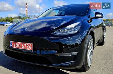Внедорожник / Кроссовер Tesla Model Y 2022 в 