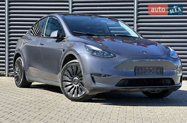 Внедорожник / Кроссовер Tesla Model Y 2023 в Киеве