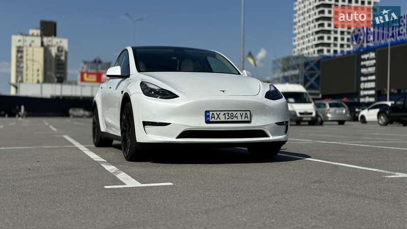 Внедорожник / Кроссовер Tesla Model Y 2022 в Киеве