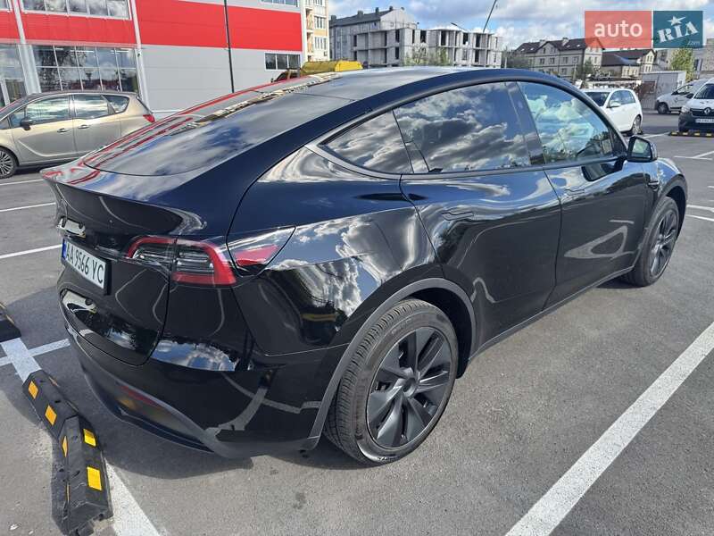Внедорожник / Кроссовер Tesla Model Y 2024 в Киеве фото 3 Внедорожник / Кроссовер Tesla Model Y 2024 в Киеве