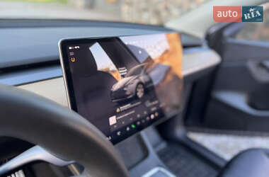 Внедорожник / Кроссовер Tesla Model Y 2022 в 